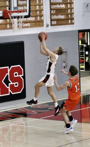 Lucas Nunnikhoven goes in for a layup. 